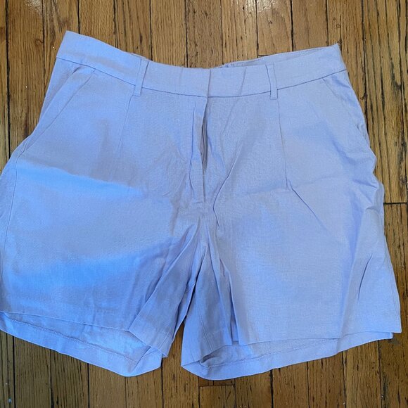Old Navy Pants - Linen blend shorts size XL in lavender/pastel purple